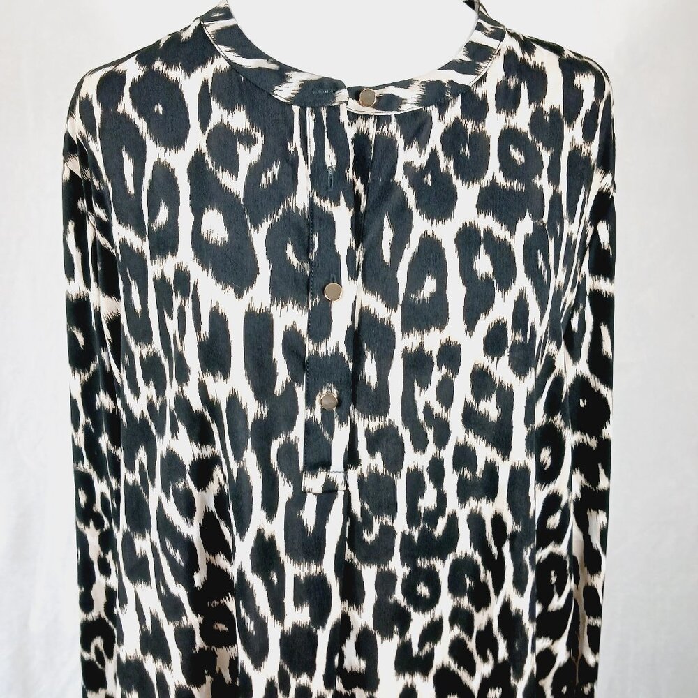 Calvin Klein XL Leopard Long Sleeve Top W/ Ruffled Sleeve Hem, 1/4 Button Front - Picture 5 of 16